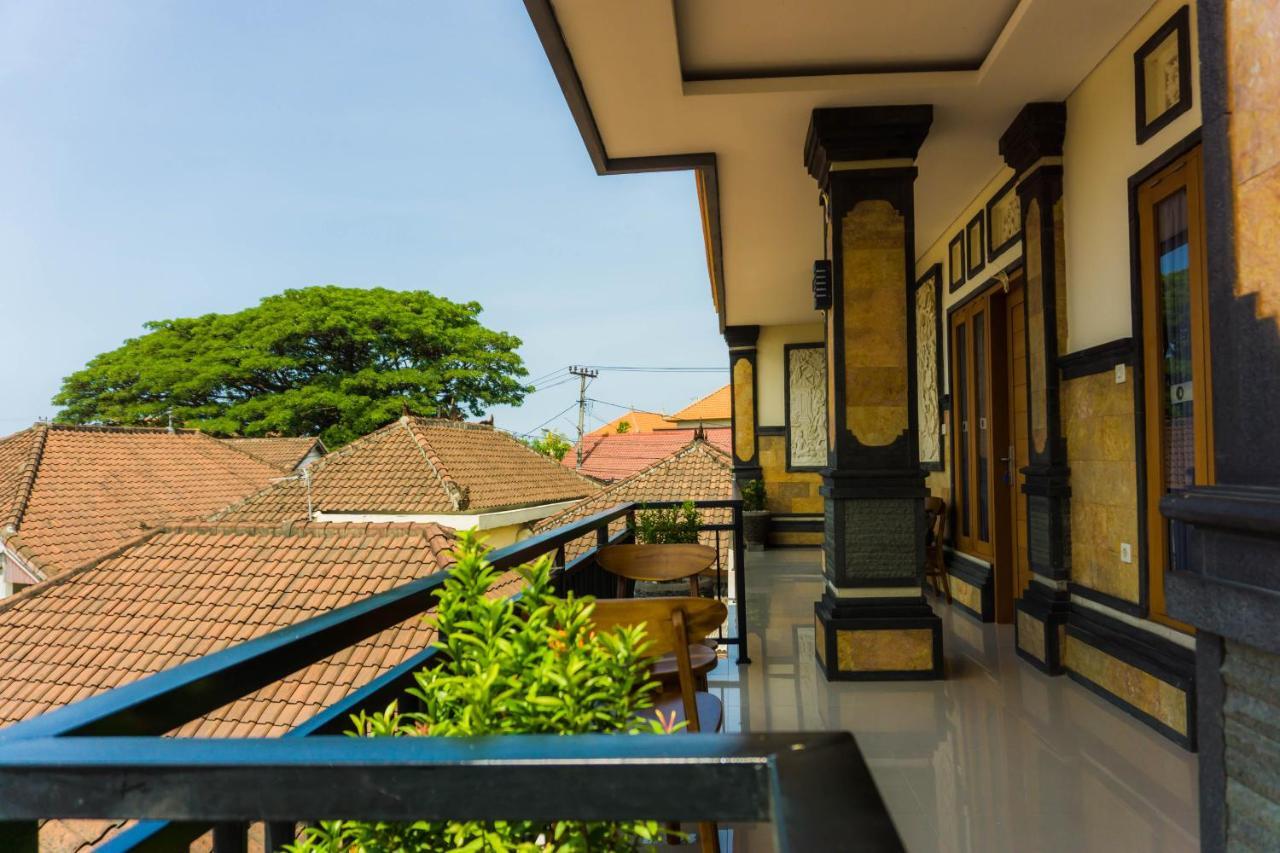 Hotel Cakra House Denpasar Exterior foto
